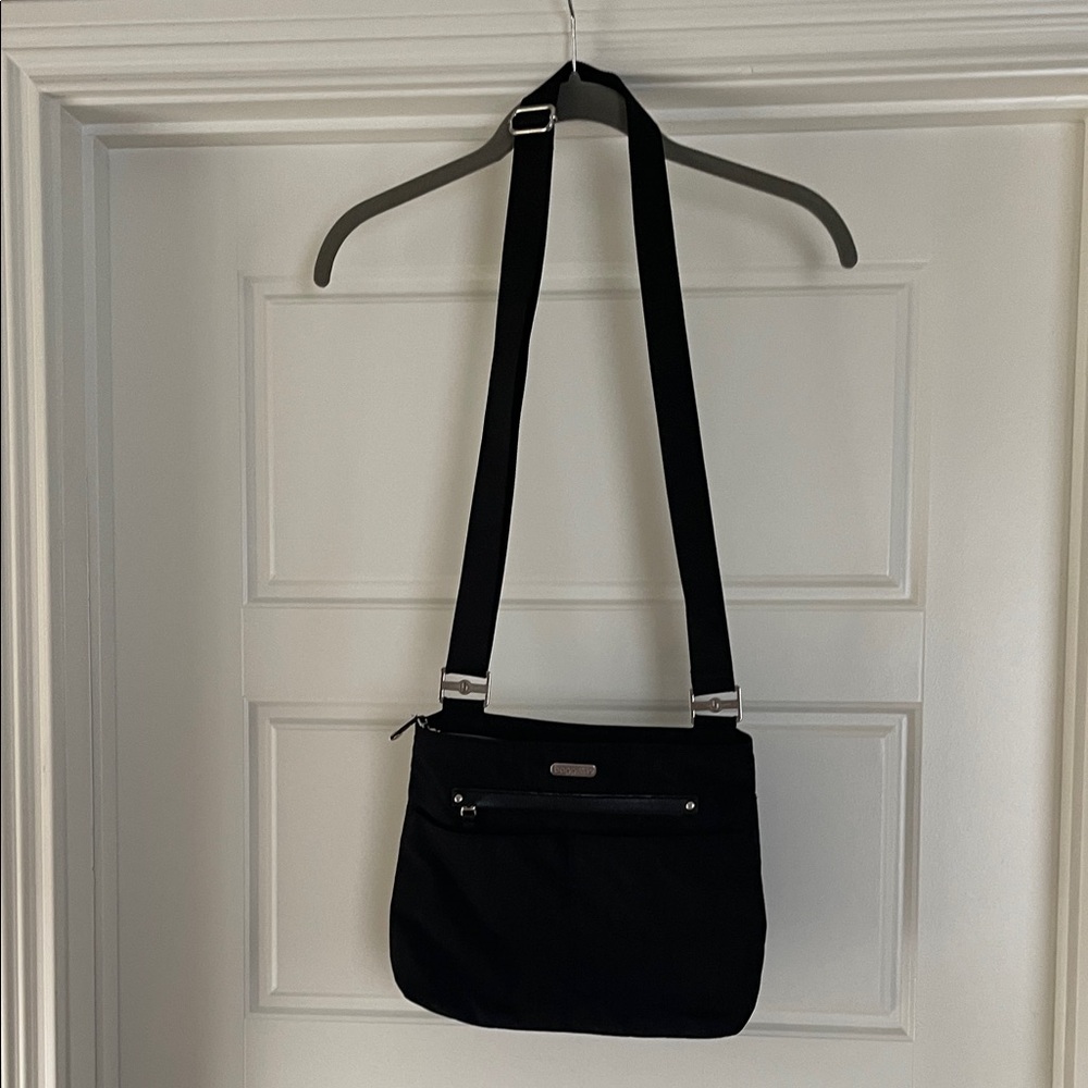 Baggallini Black Crossbody Bag with Silver Accents